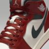 Air Jordan 1 Mid