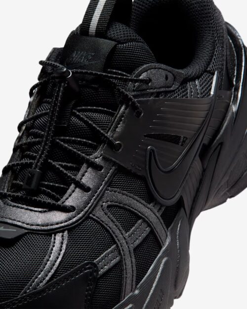 W+NIKE+V2K+RUN (2)_11zon Nike V2K Run